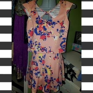 ⚠️DONATING 2/1⚠️Floral Scoop Neck Bow Back Crop Pleated Skirt Set